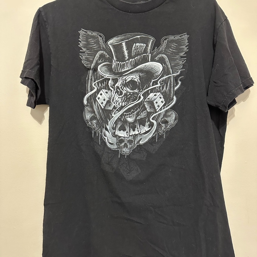 Skull tee